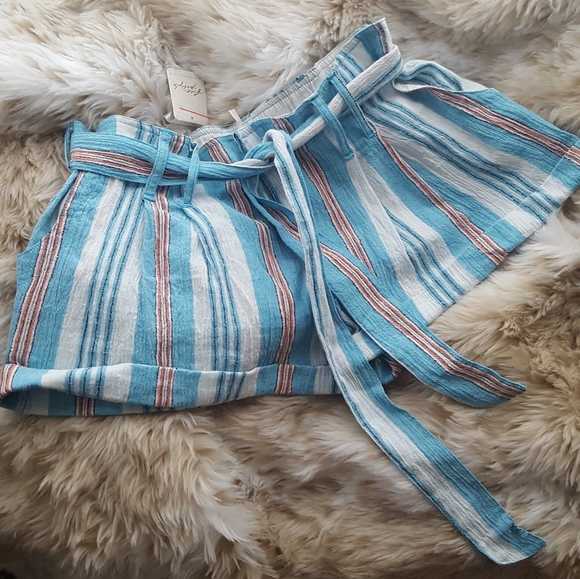 🌙NWT Free People Shorts - Picture 2 of 10